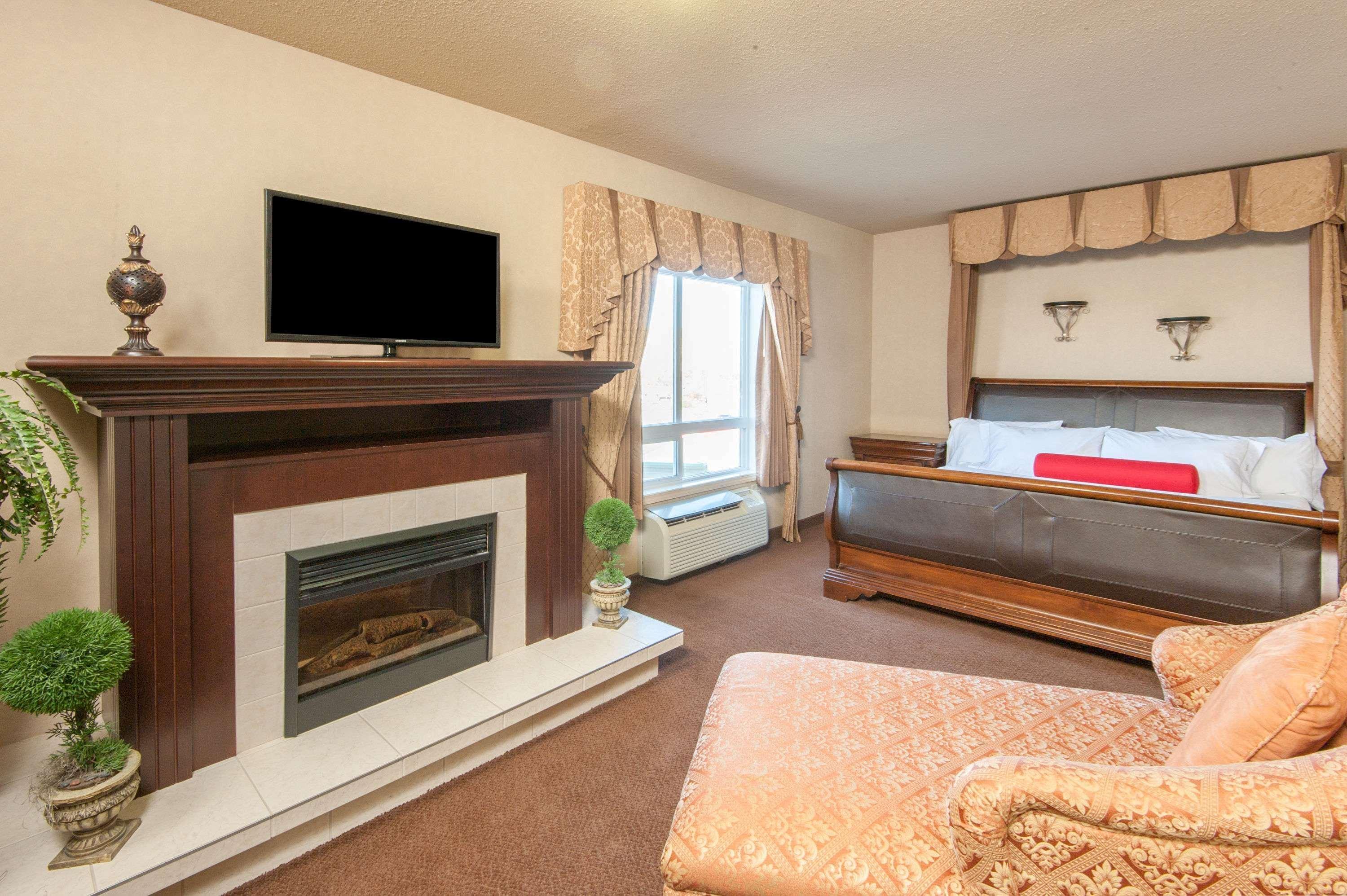 Ramada By Wyndham & Drumheller