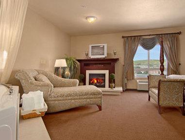 Ramada By Wyndham & Hotel 3*